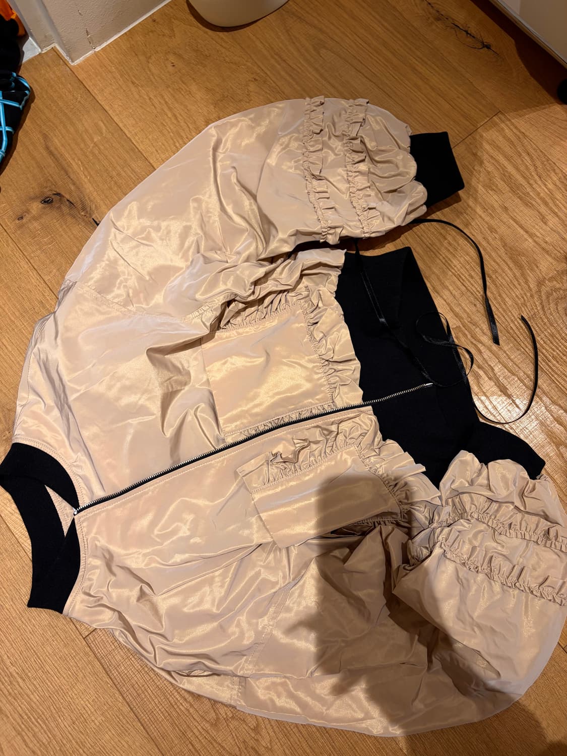 워브먼트 wovement 프릴 자켓 상품이미지1