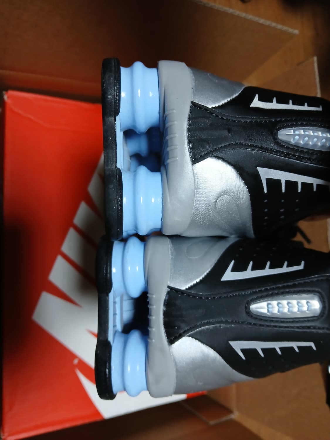 나이키 샥스 R4  상품이미지4