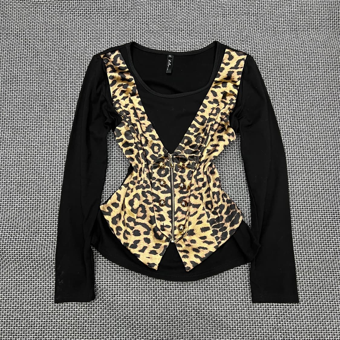 착샷O 빈티지 펑크갸루 레오파드 롱슬리브 상품이미지1