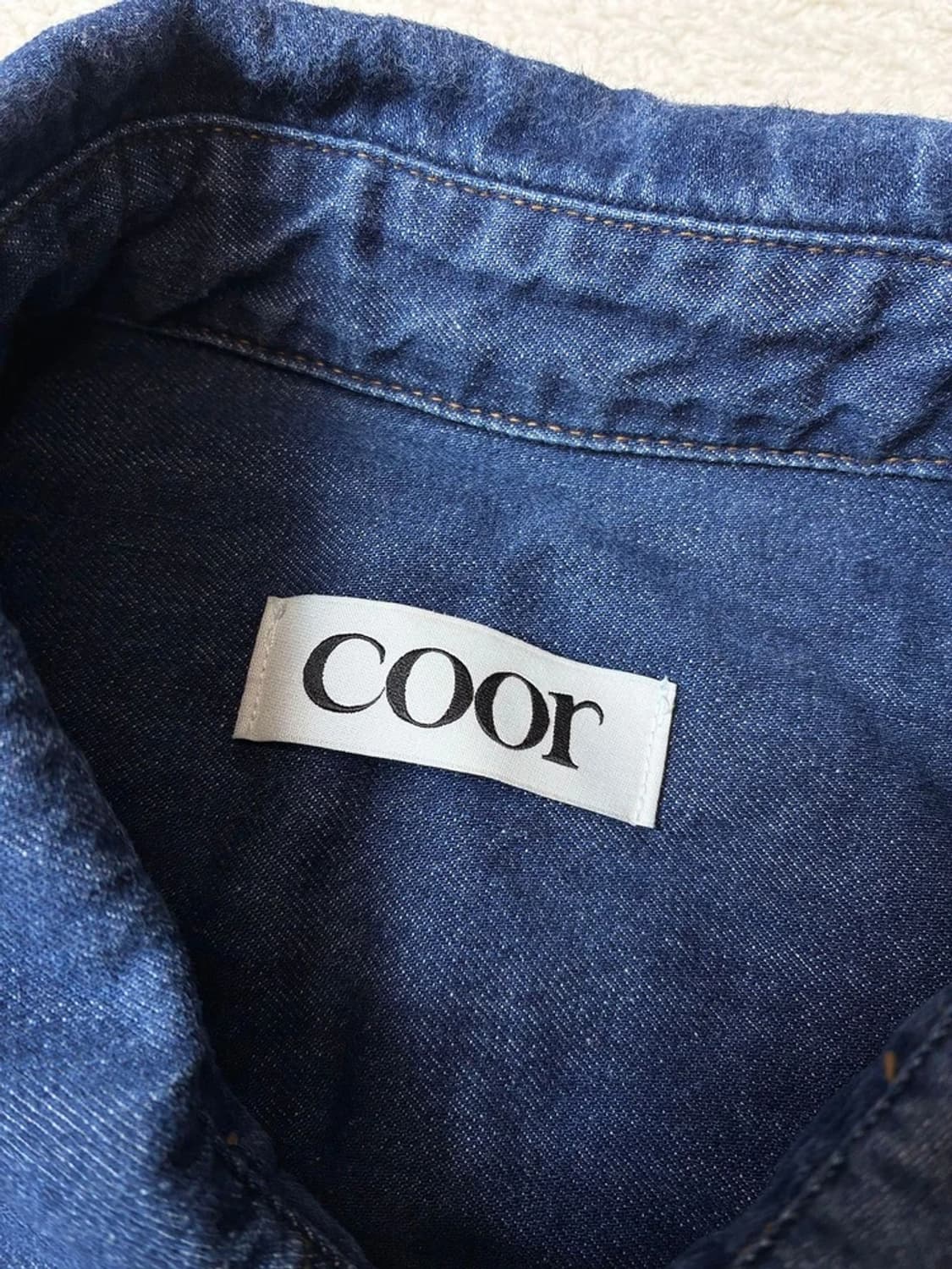 쿠어 COOR 절개 컷오프 크롭 데님셔츠 PN7447 상품이미지8