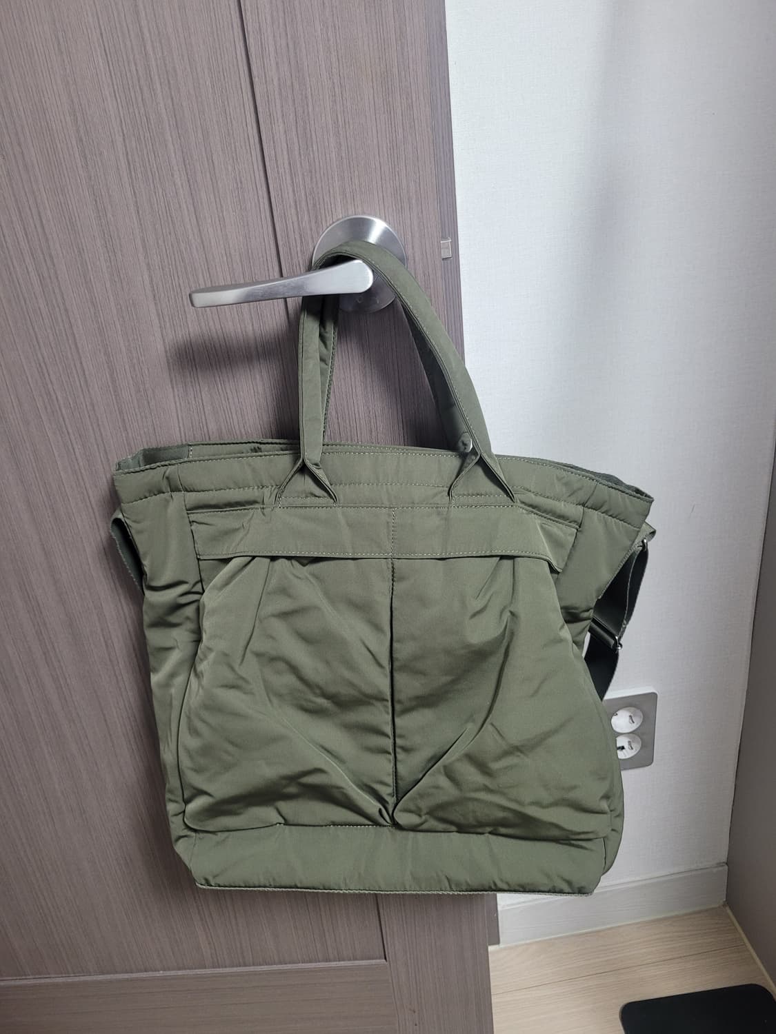 유니클로 2way 유틸리티 숄더백 상품이미지3