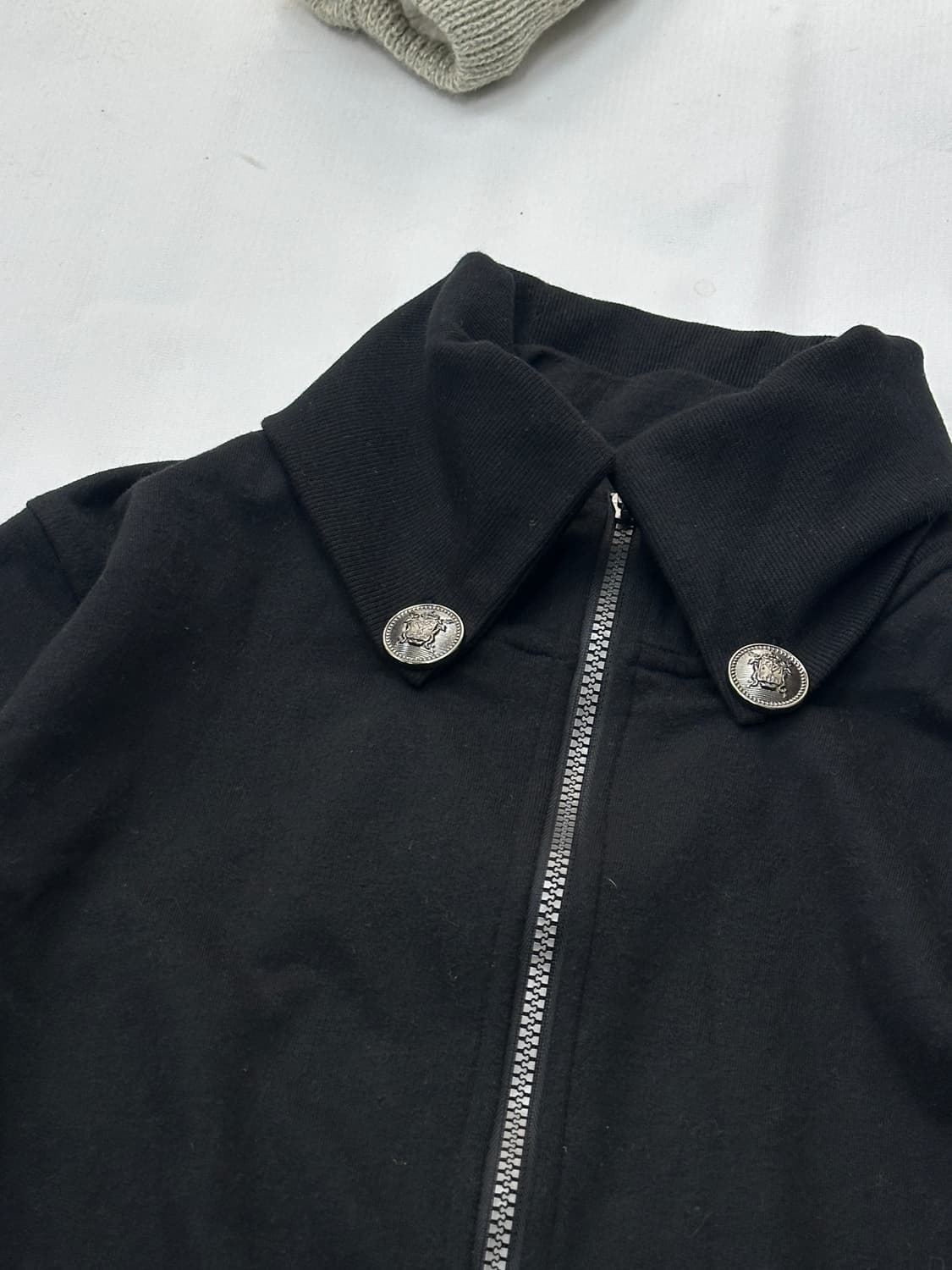 🖤나나깔Agate Jean 쇠맛 버튼 미디 후디집업🖤블랙 고스 빈티지 상품이미지4