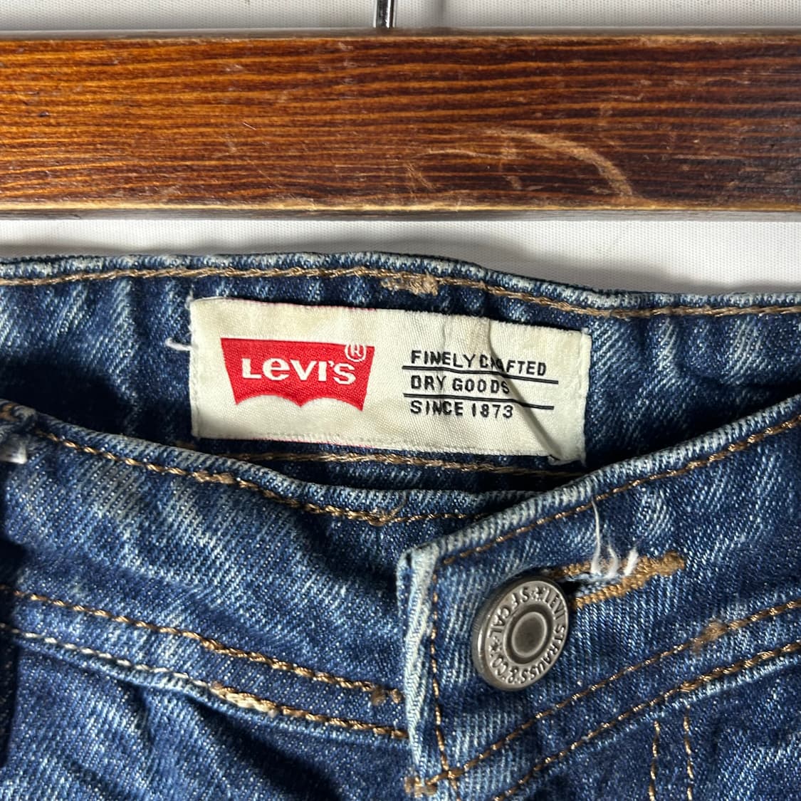 [Levi's] 리바이스 올드스쿨 자수 워싱 데님팬츠 상품이미지4