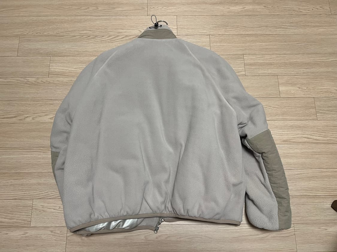 Noun wide silhouette fleece (beige) 2사이즈 상품이미지4