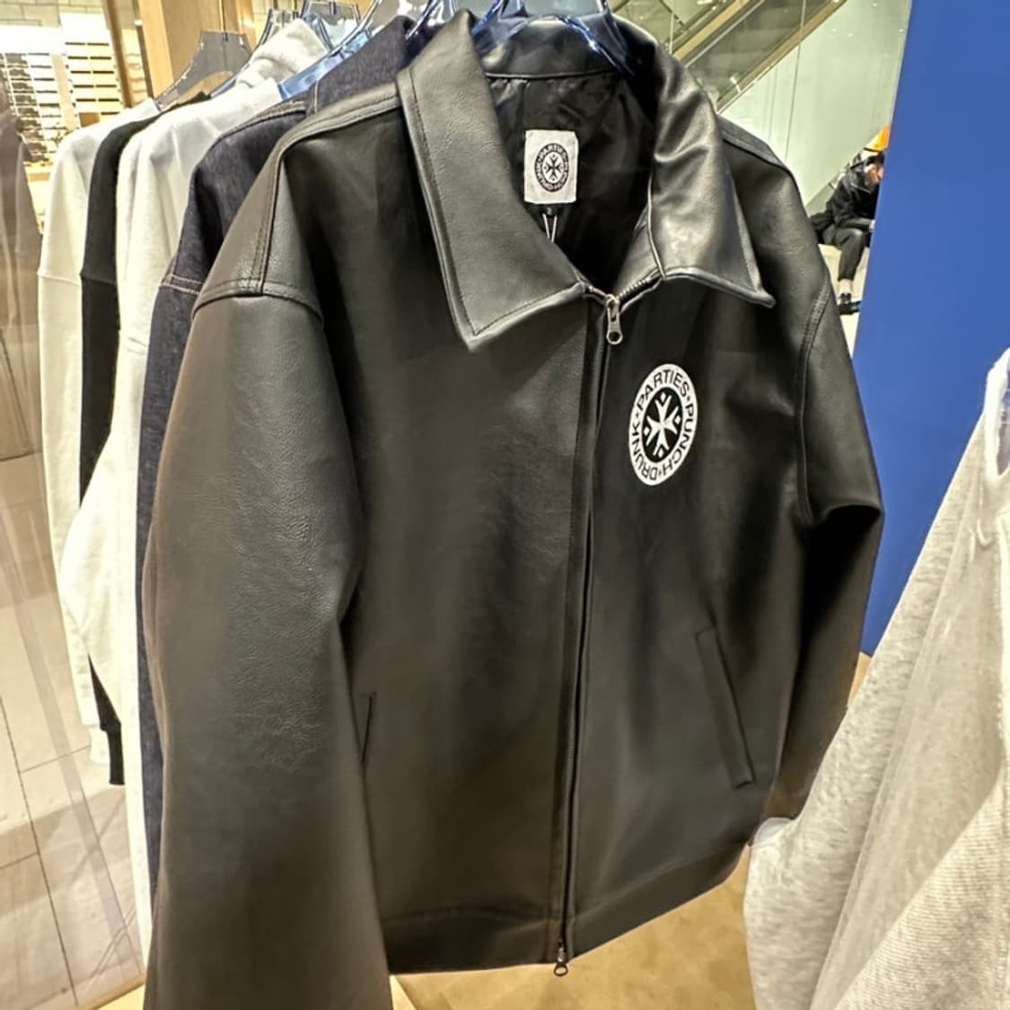 펀치드렁크파티즈 비건레더 바이커 자켓 상품이미지6