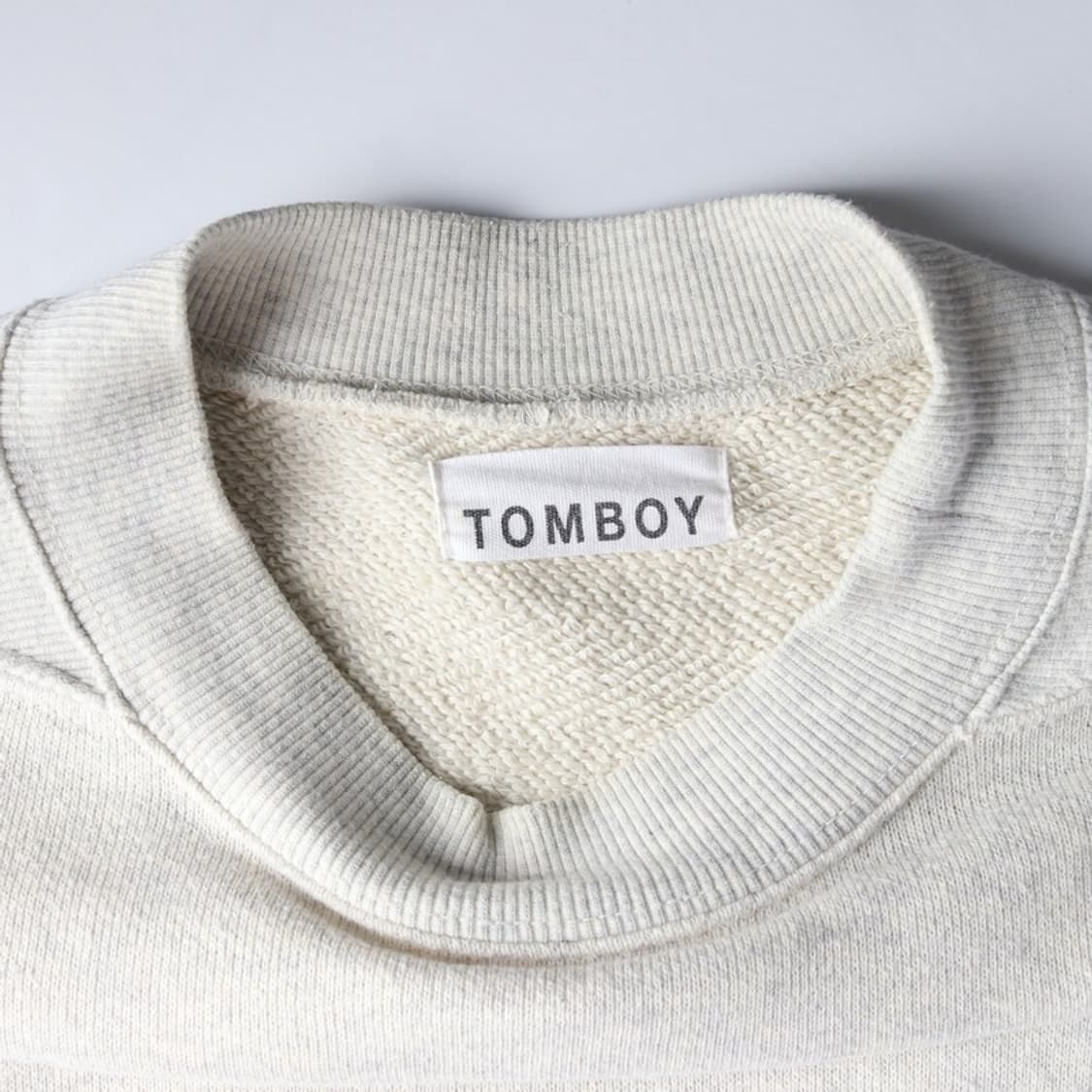 TOMBOY VACANT 오버핏 맨투맨 상품이미지5