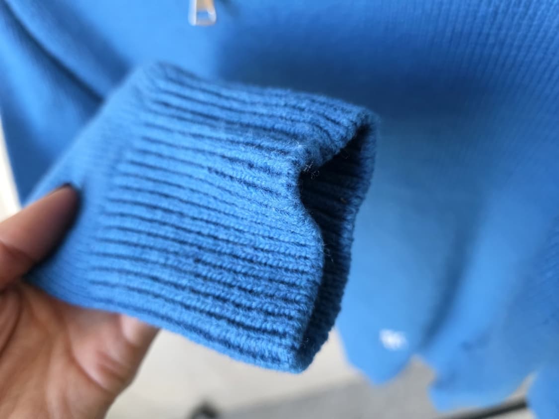 배색반집업 니트 상품이미지4