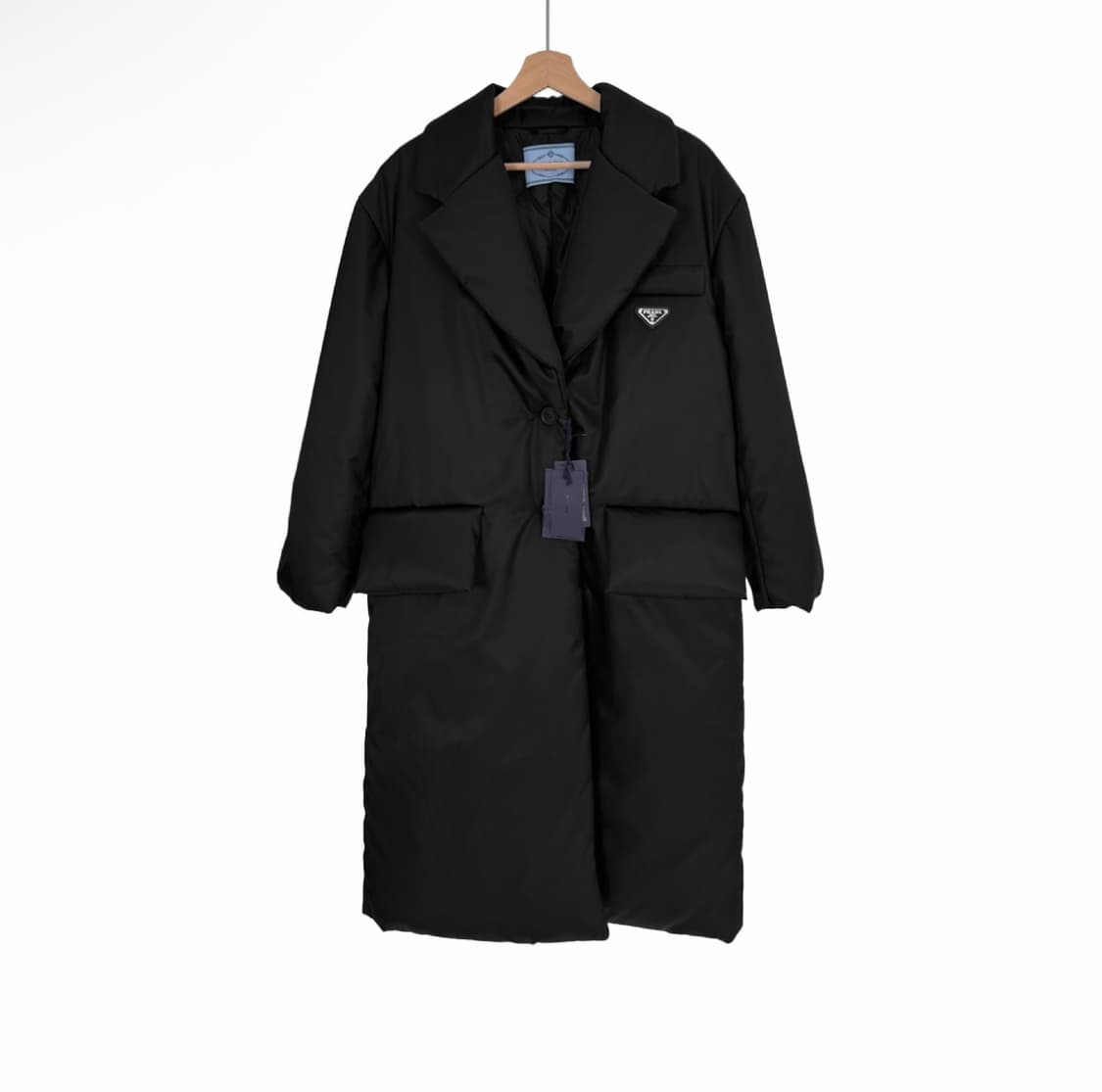 [38] 프라다 여성 리나일론 삼각로고 다운 벨트 롱 패딩 코트 블랙 상품이미지2