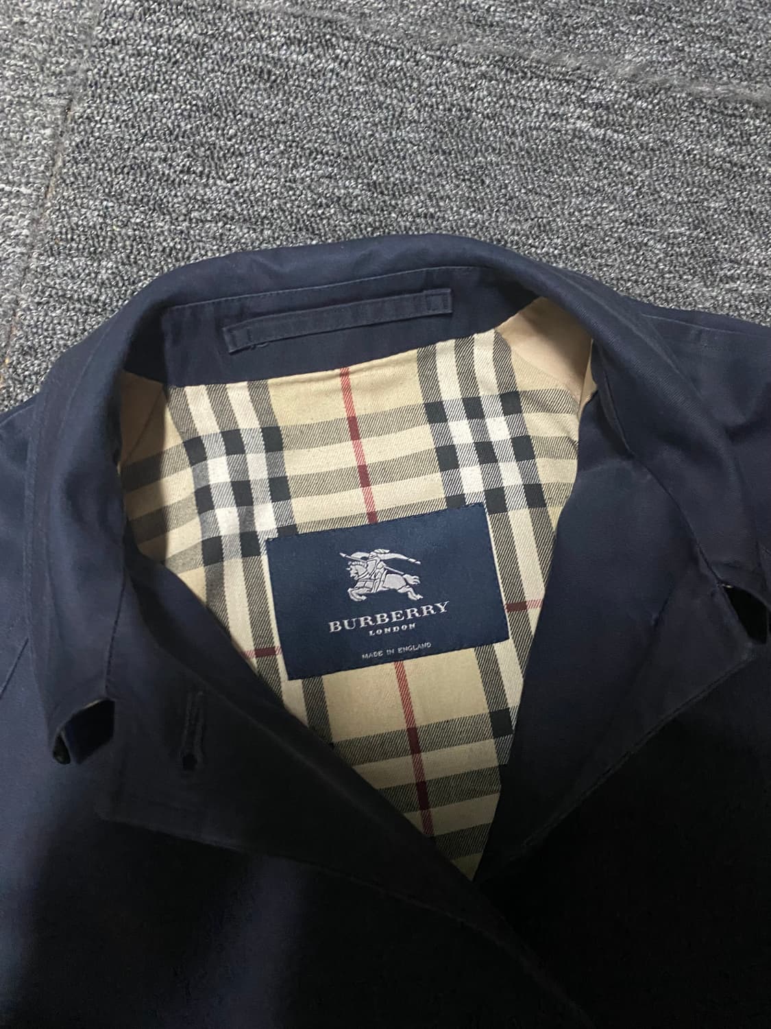 [옷정리]시그니처 노바체크 버버리 트렌치코트 급처 상품이미지5