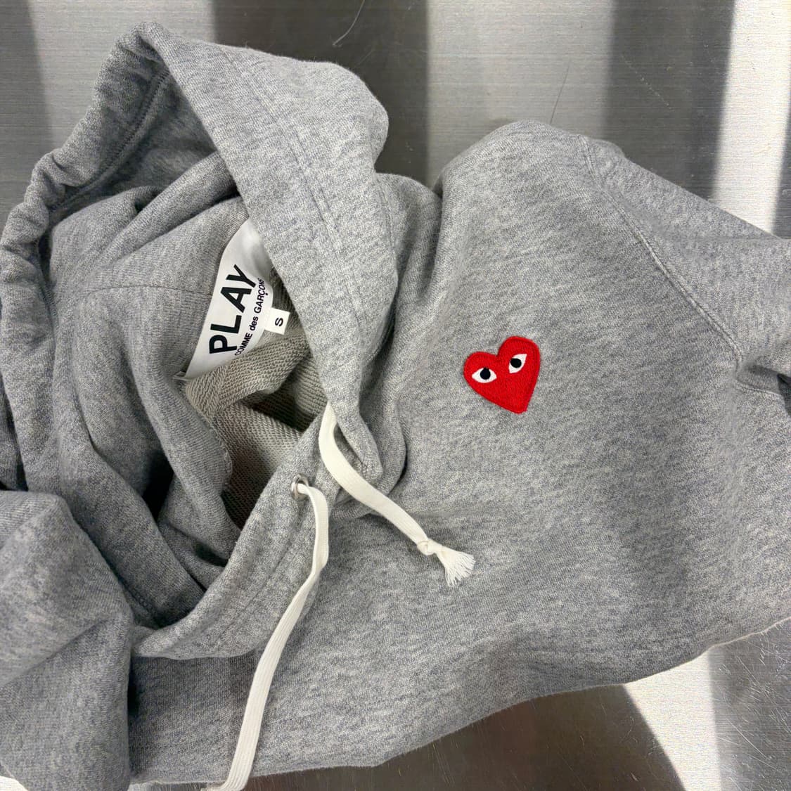 꼼데가르송 후드티 상품이미지1