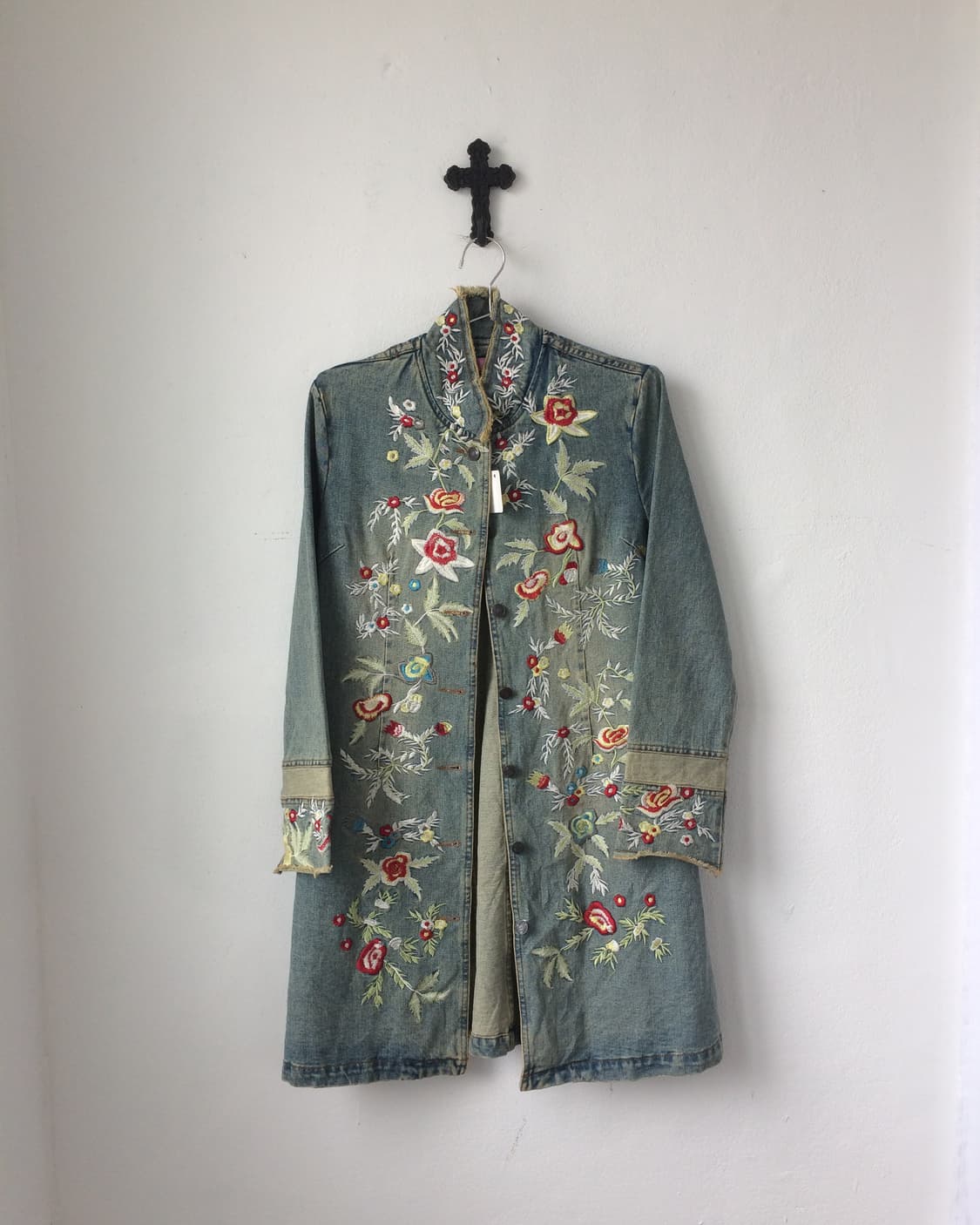 Orientla mood needle work high neck deni 상품이미지2