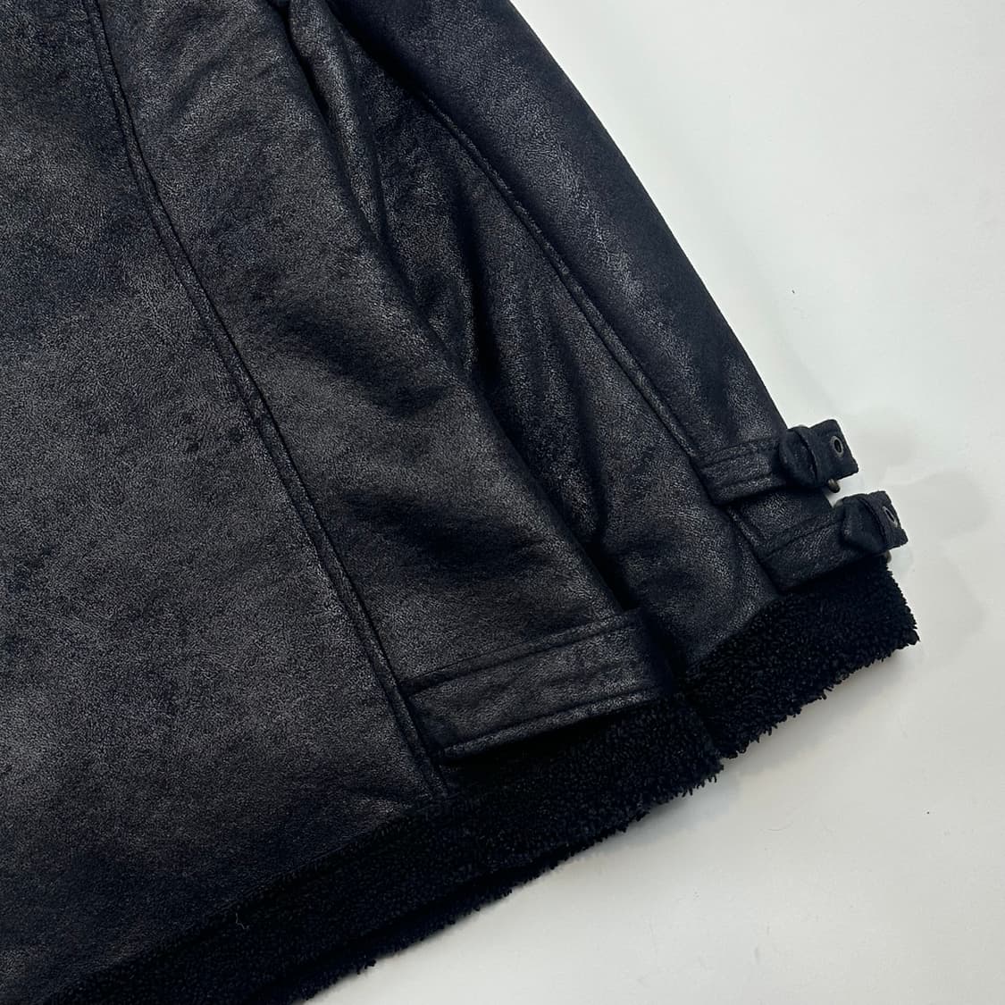 아메리칸이글 블랙 무스탕 상품이미지10