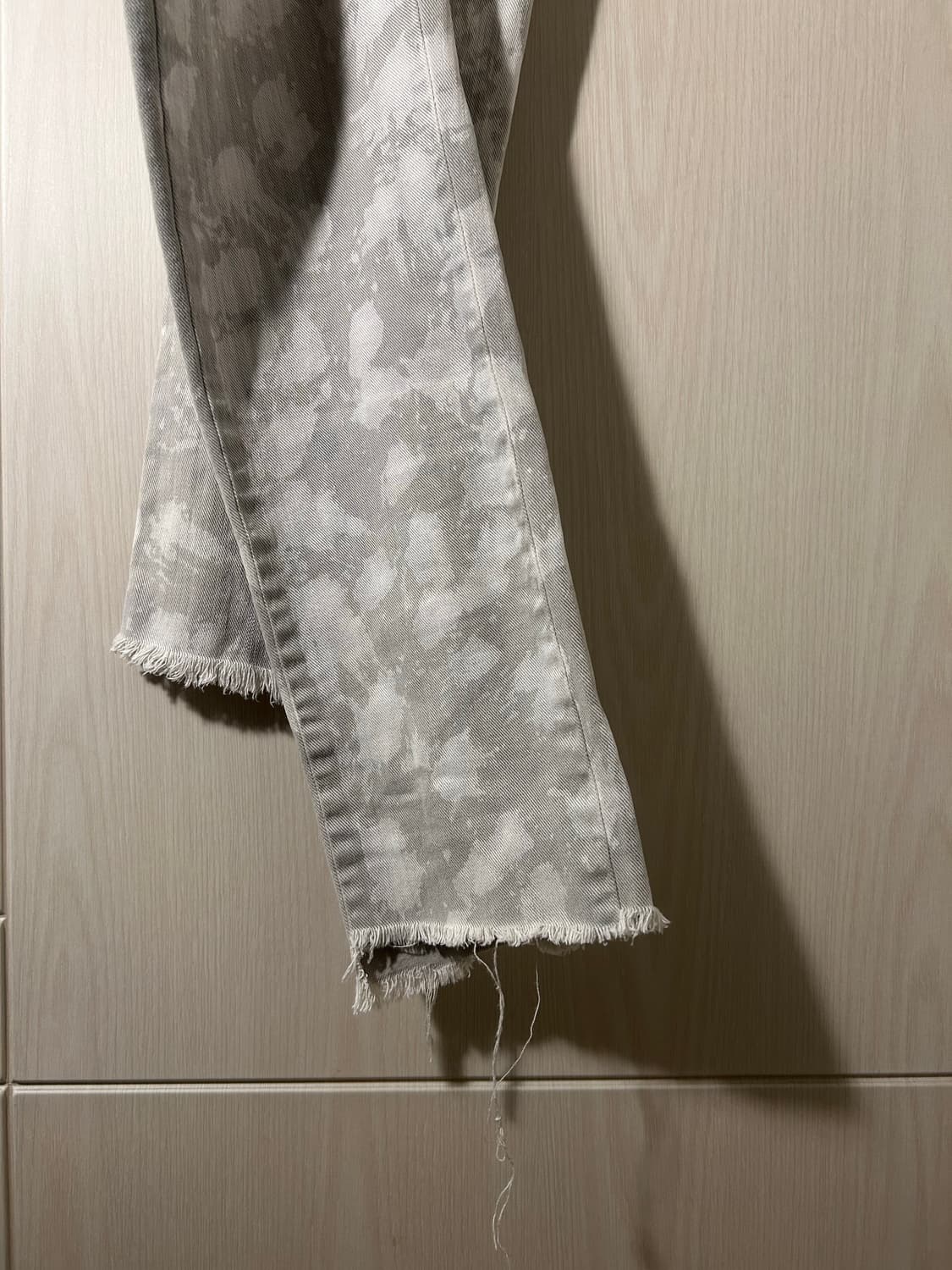 Maison Margiela MM6 애시드 컷오프 슬림 팬츠 상품이미지6