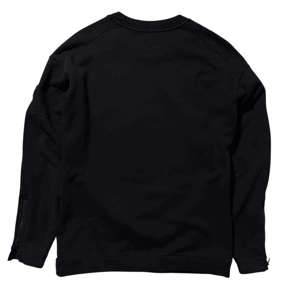 CP컴퍼니 사이드 렌즈 맨투맨 상품이미지3