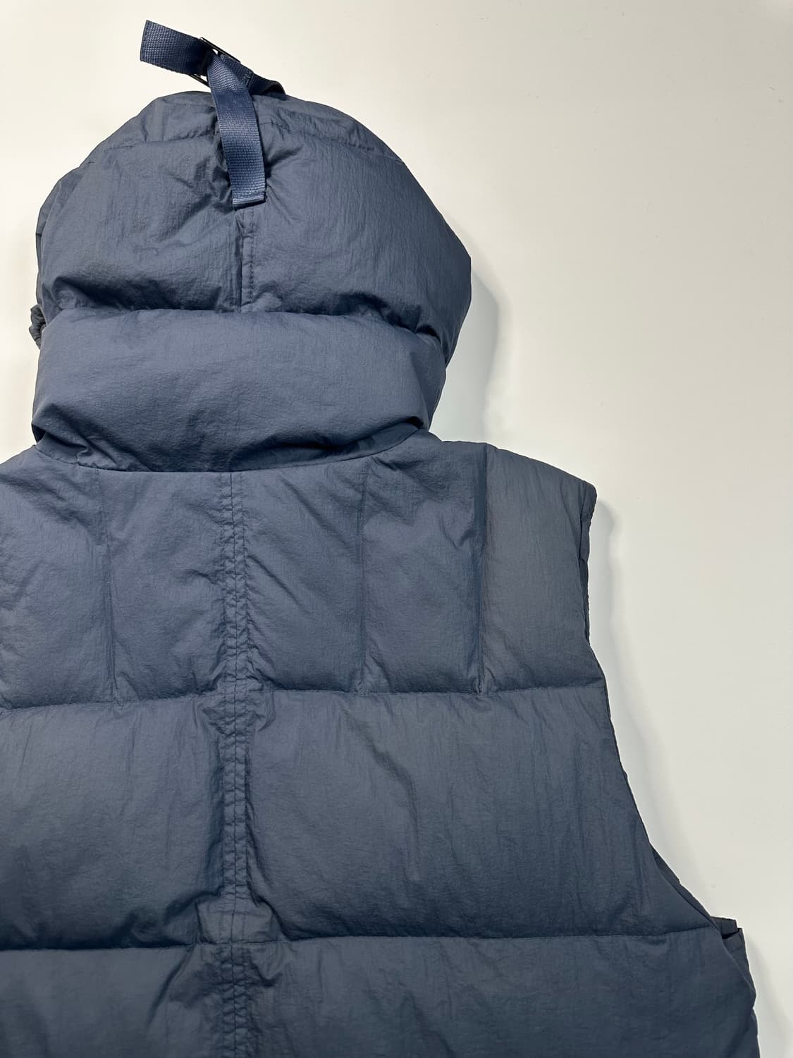 00's CP 컴퍼니 네이비 나일론 패딩조끼 상품이미지7