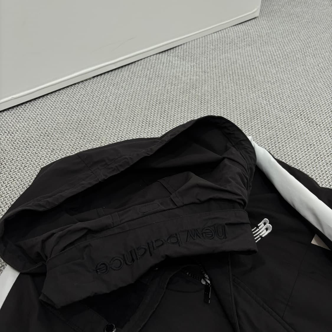  New Balance 후드 바람막이 상품이미지8