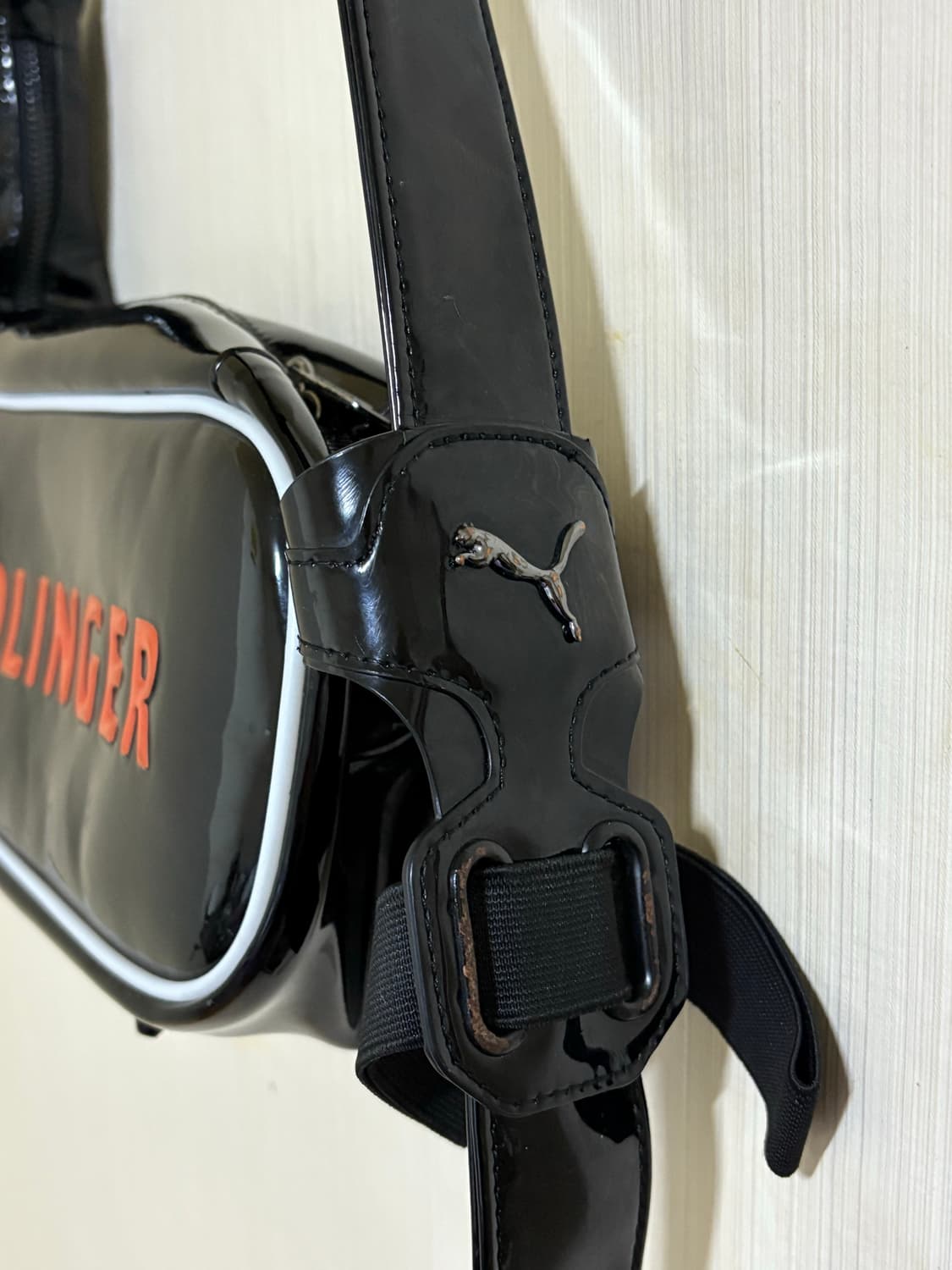 오토링거 X 푸마 레더 백 상품이미지4