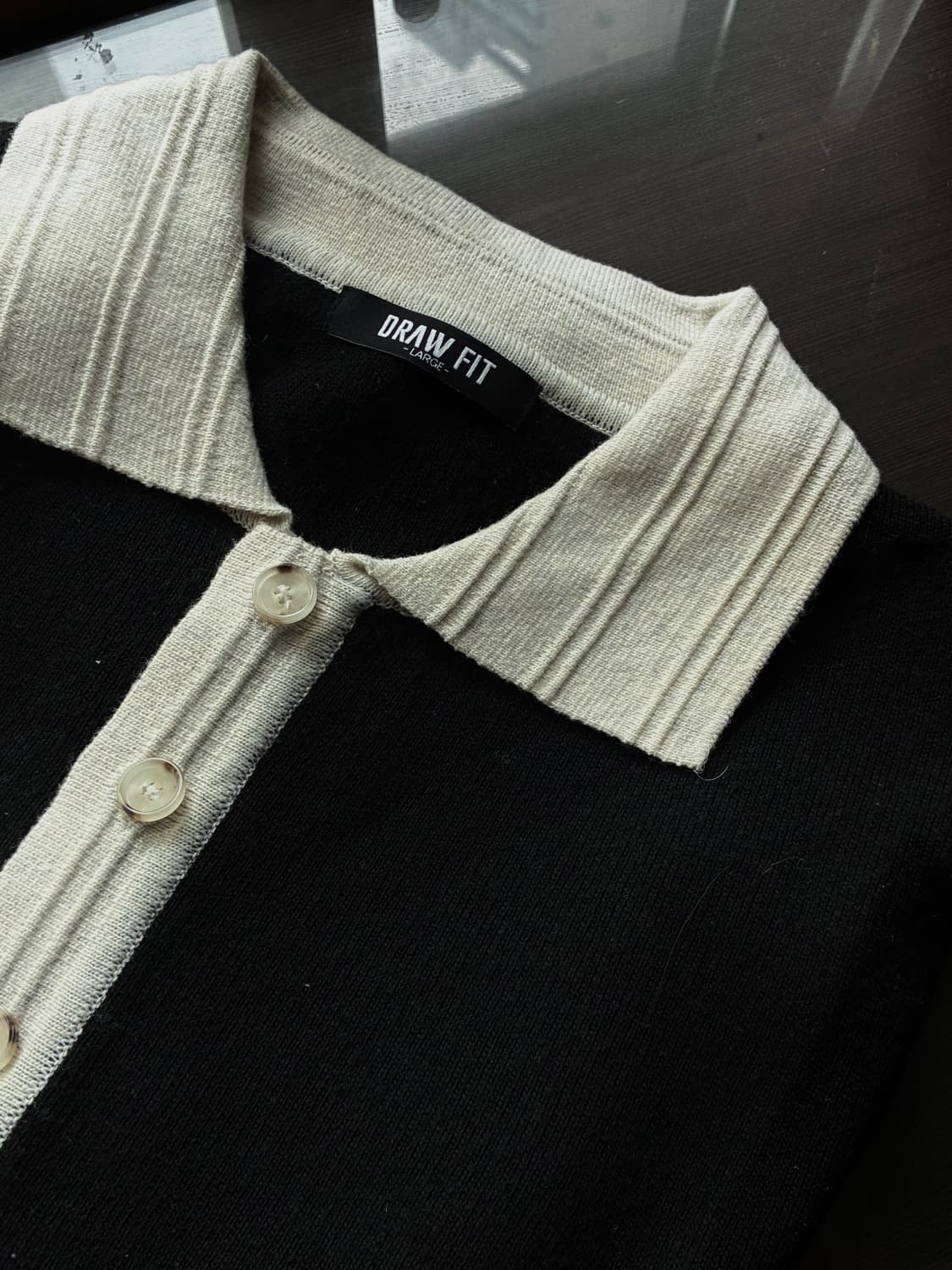 (L) 드로우핏 투톤 컬러 풀오버 카라 니트 [BLACK] 판매 상품이미지8