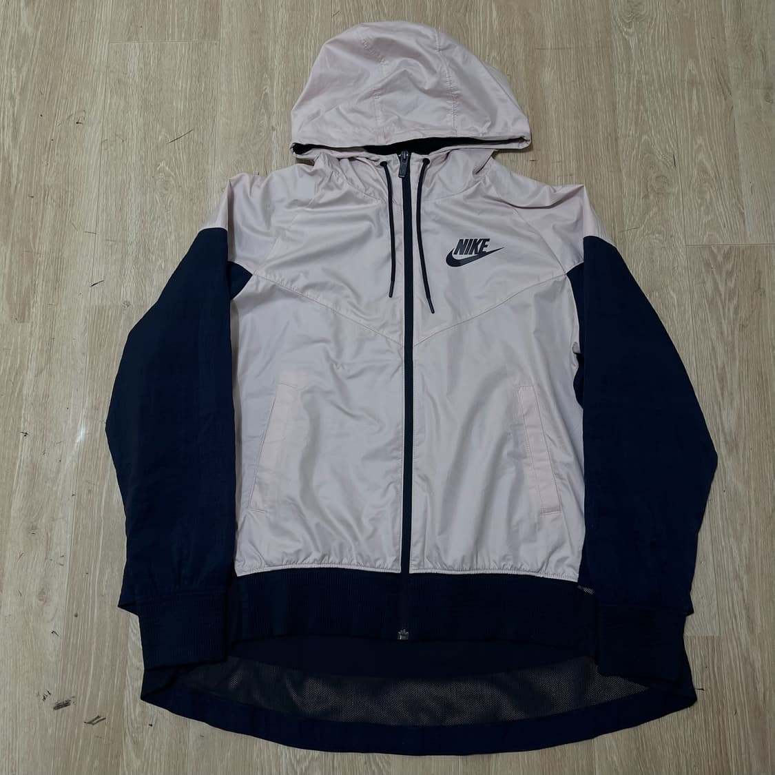 나이키 여성 윈드러너 러닝 바람막이 자켓 M/85  상품이미지1