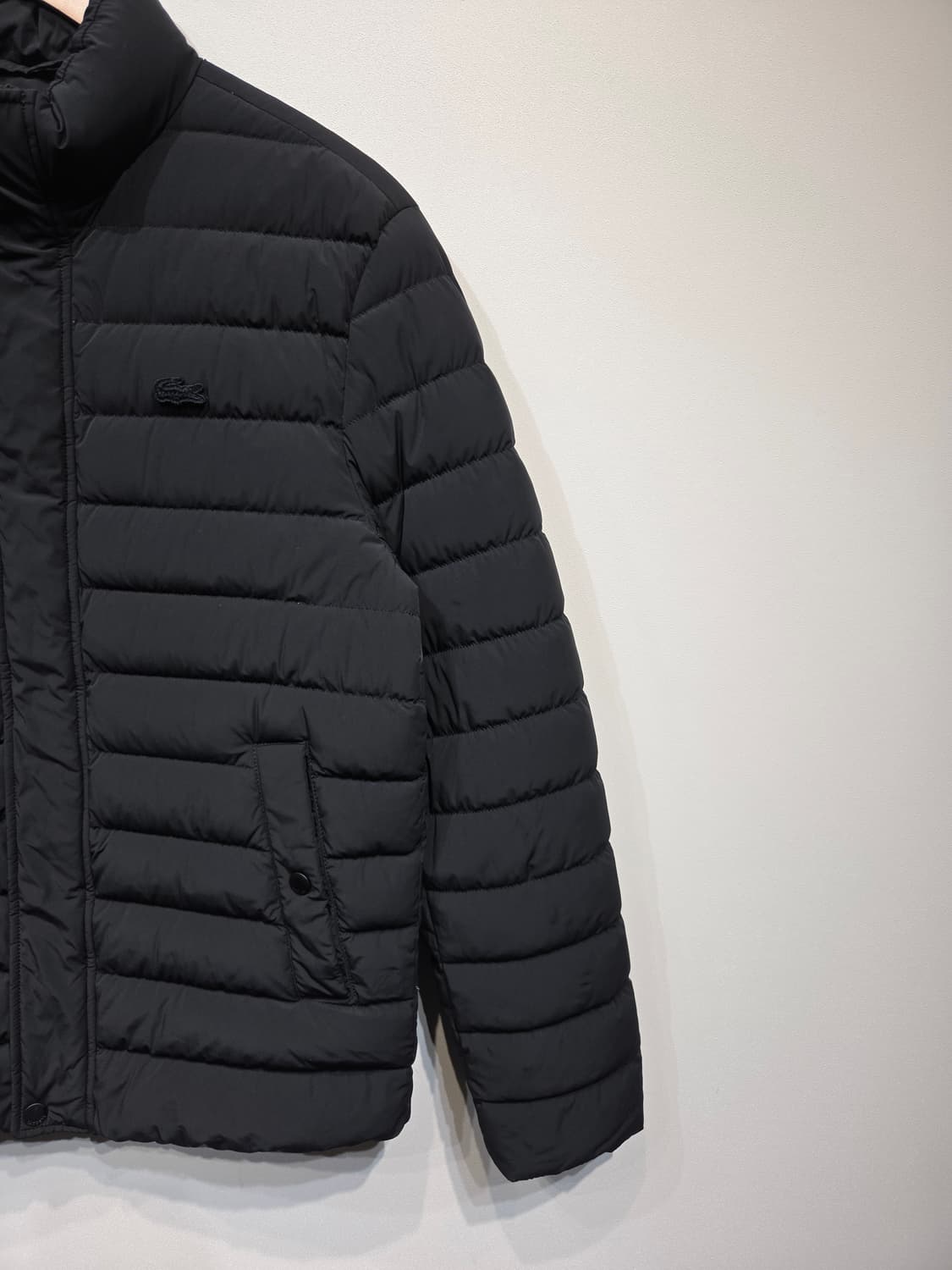 라코스테(LACOSTE) 블랙 구스다운 패딩 자켓 상품이미지3