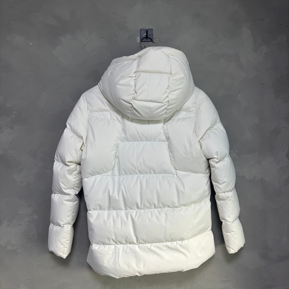 데상트 덕다운 패딩 화이트 상품이미지4