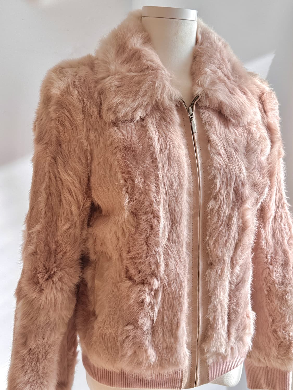 레스트로즈 가죽트리밍 퍼자켓 히메갸루 오네갸루 일브  상품이미지2