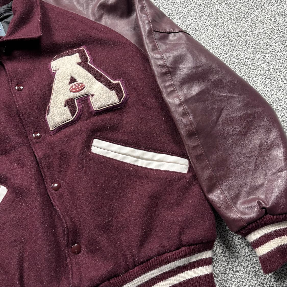 Usa Neff 리얼레더 버건디 풋볼 바시티 자켓 상품이미지2