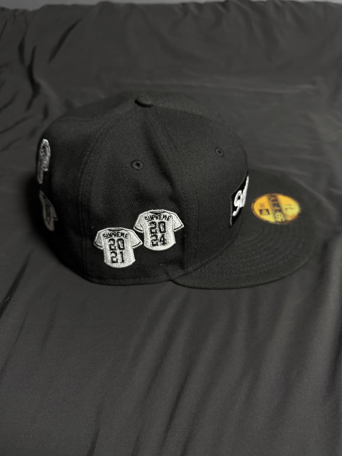 [734] 24FW 슈프림x뉴에라 저지 박스로고 블랙 상품이미지4