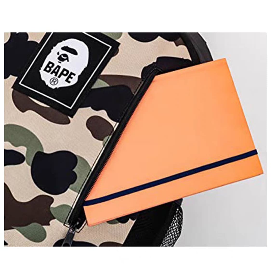 Bape

베이프 백팩 + 베이프 마일로 키링 상품이미지2