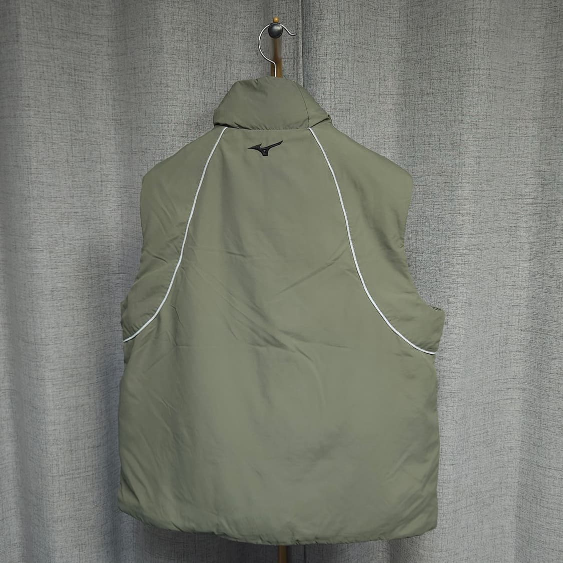 L ) 미즈노 패딩 베스트 상품이미지3