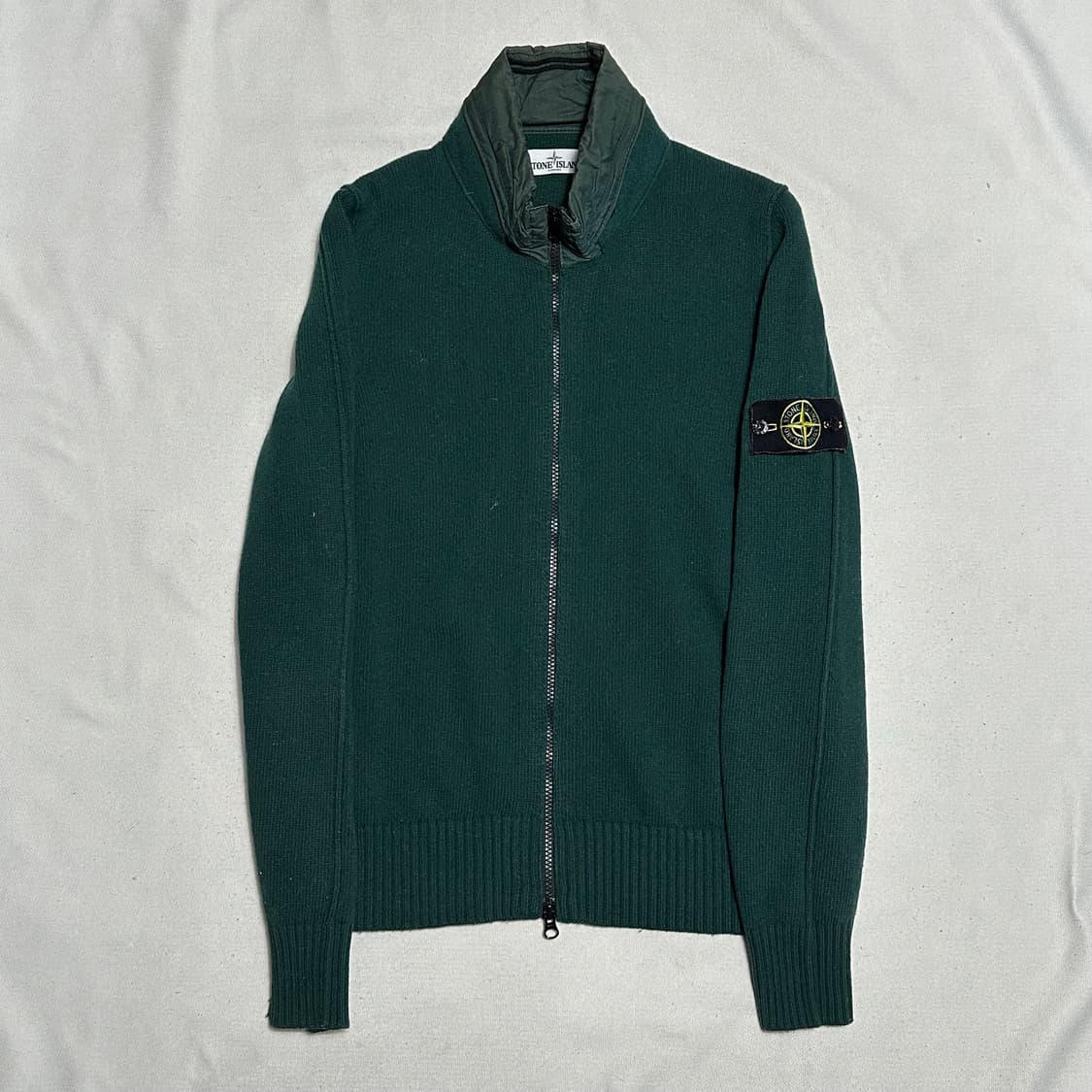 M 스톤아일랜드 내장후드 딥그린 나일론 니트집업 상품이미지2