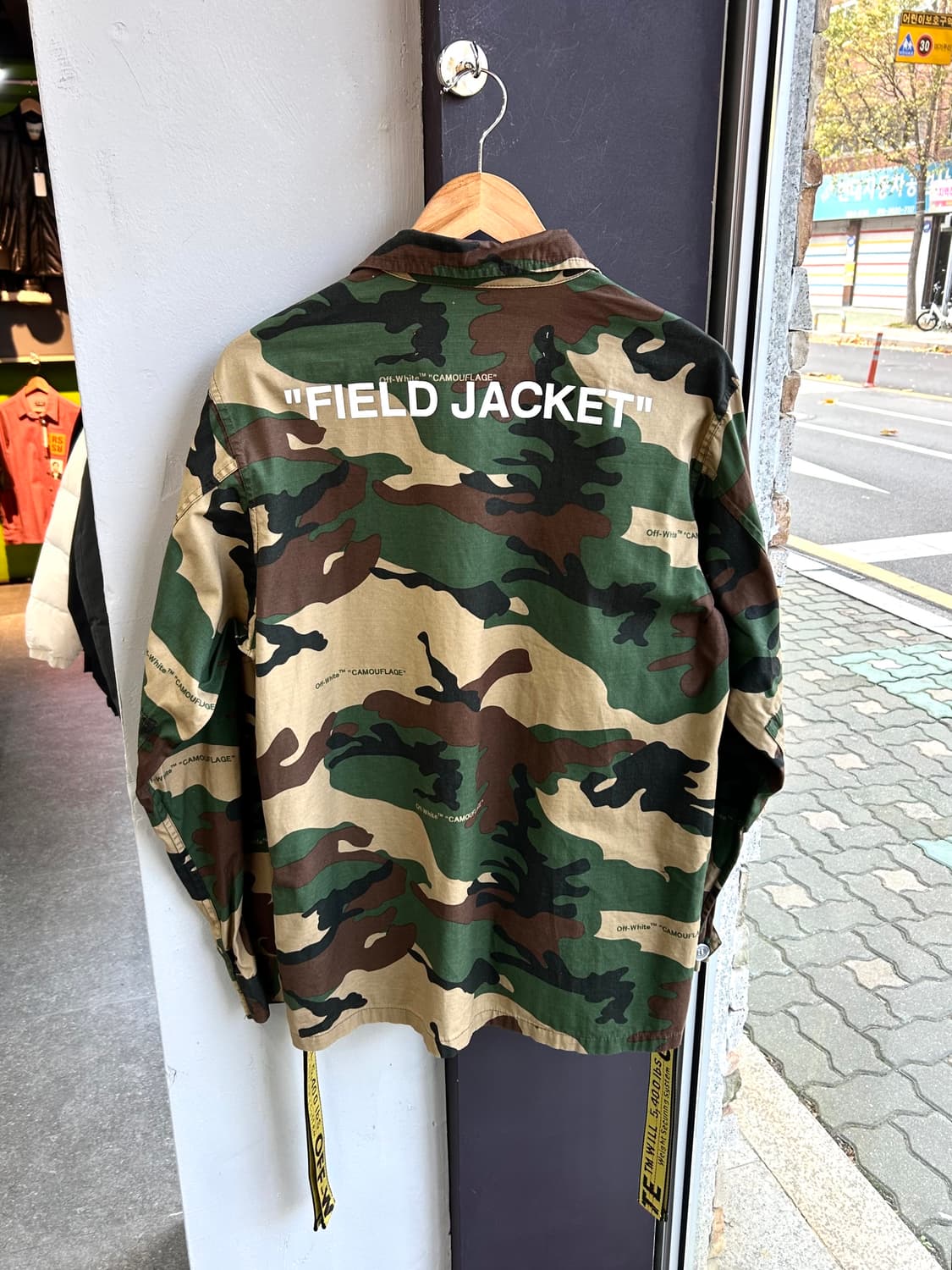 M/ 오프화이트 카모플라주 필드 자켓 상품이미지8