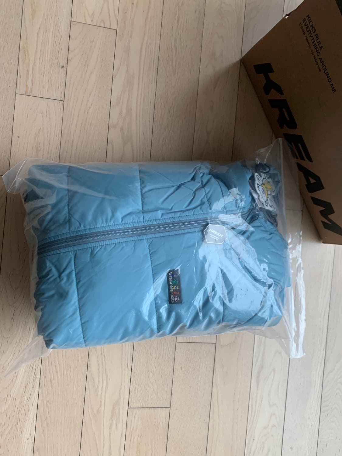 디스이즈네버댓 패딩 상품이미지5