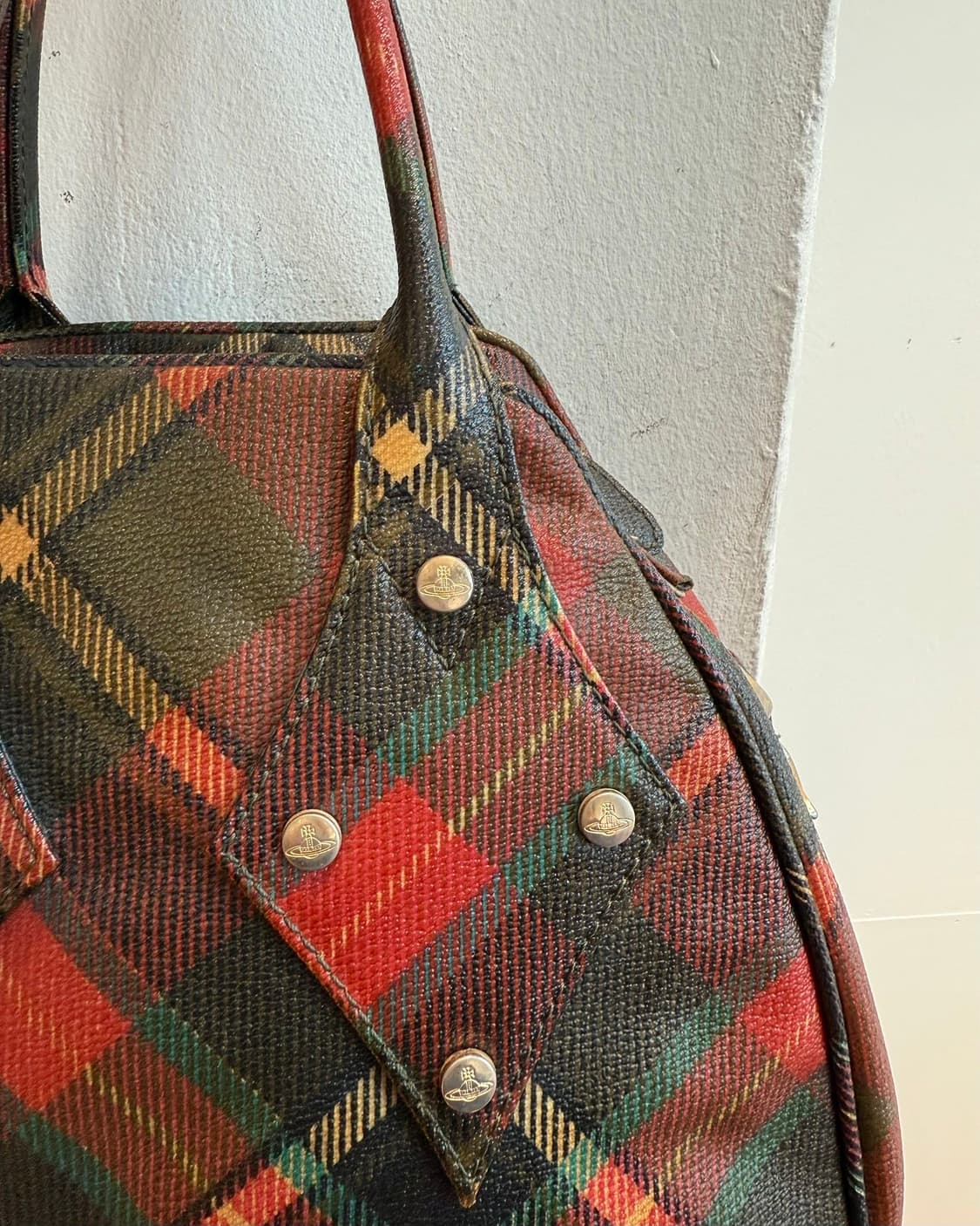 비비안웨스트우드 레드 더비 타탄 토트백  상품이미지3