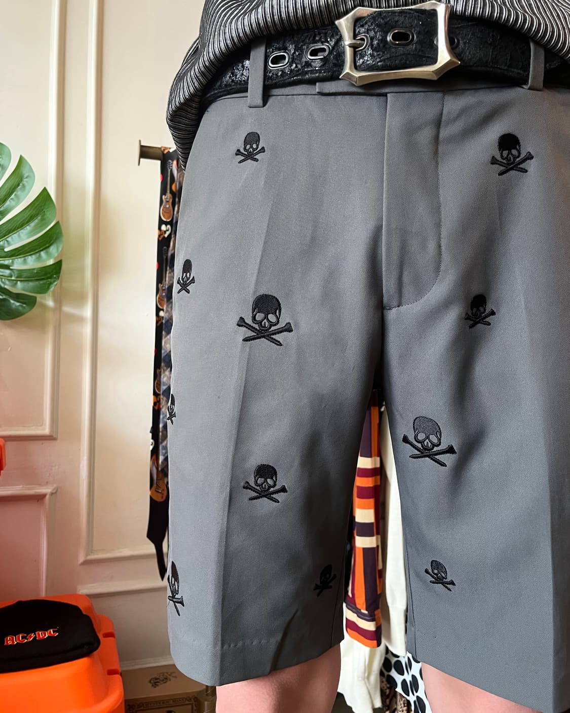 G/FORE Vintage Skull Embroidery Shorts 상품이미지2