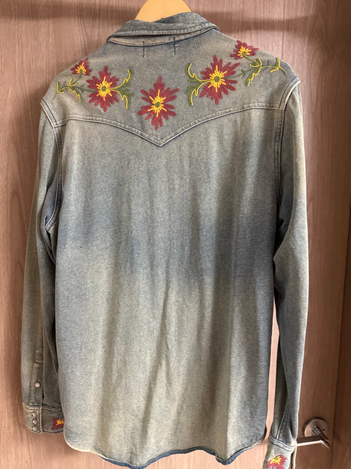 더블알엘(RRL) 슬림핏 임브로이더 데님 웨스턴 셔츠 L사이즈 상품이미지3