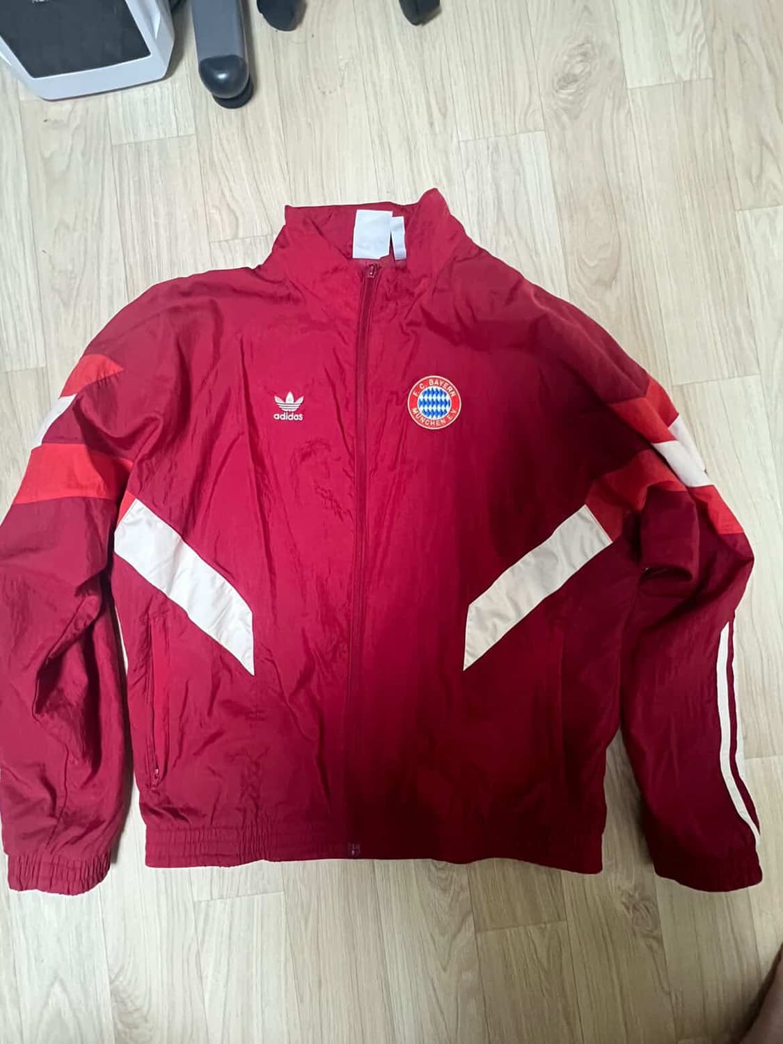 아디다스 바이에른 뮌헨 트랙탑 자켓  상품이미지2