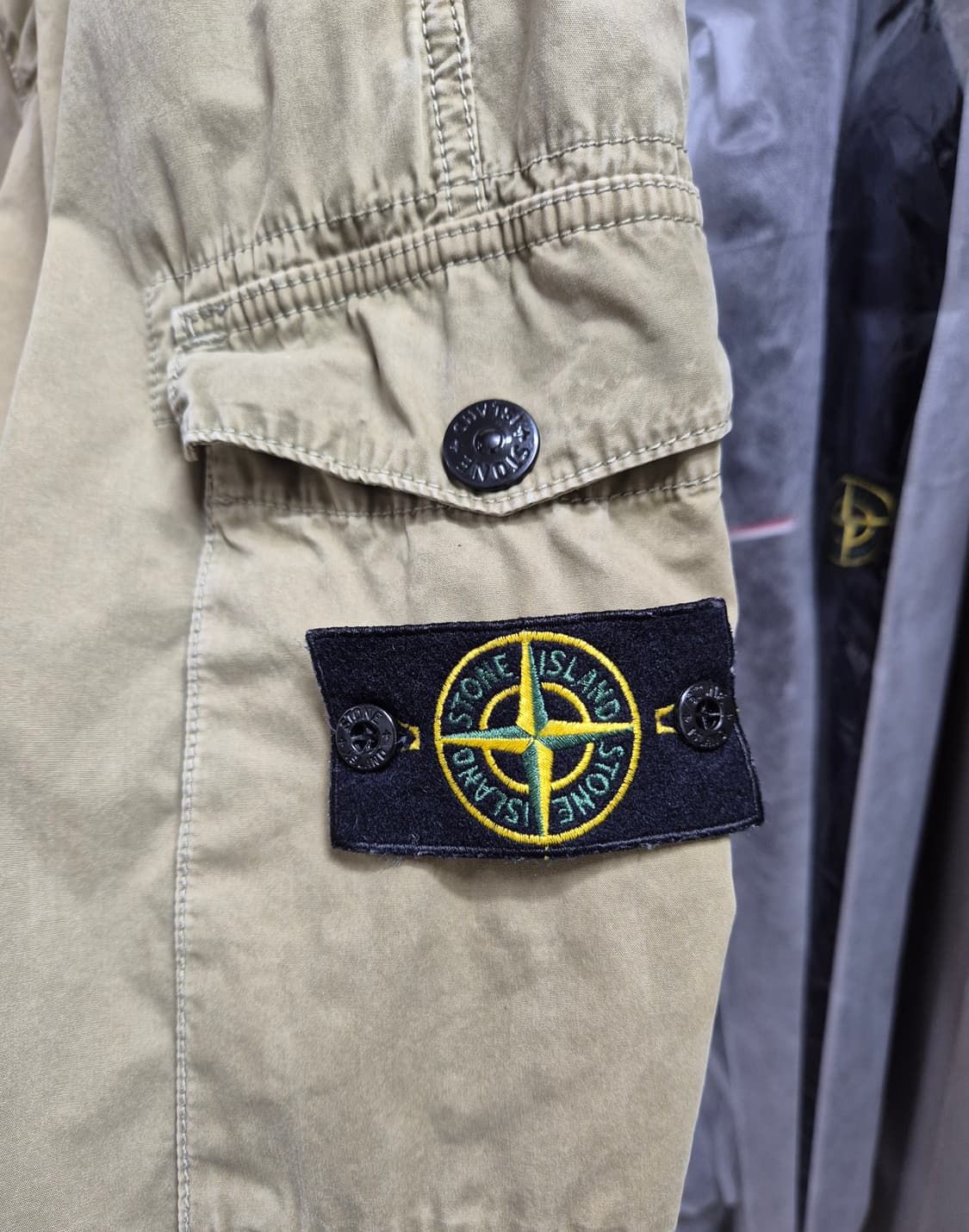 정품 스톤아일랜드 카고바지 32 상품이미지3