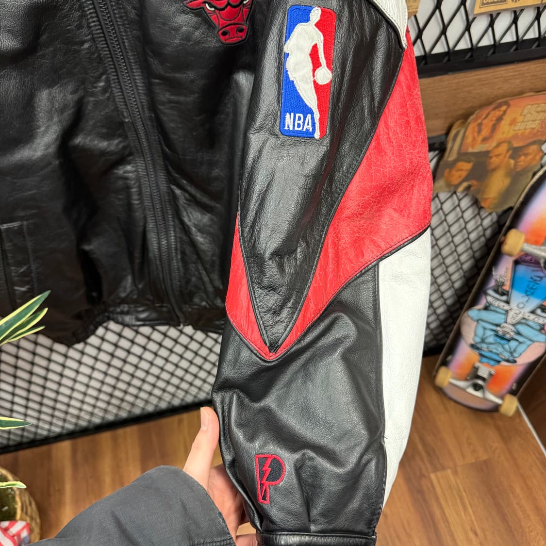 90s PRO PLAYER X 시카고불스 레더자켓 후면 로고 포인트 블랙 상품이미지7