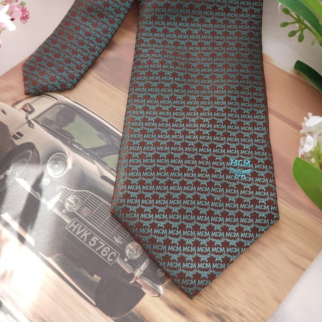 MCM 실크 올오버 로고 패턴 넥타이 9.3cm A+등급 K1526
 상품이미지4