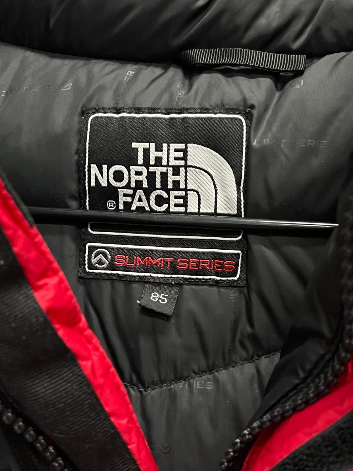 노스페이스 에베레스트 구스다운 패딩자켓 레드/블랙 상품이미지4