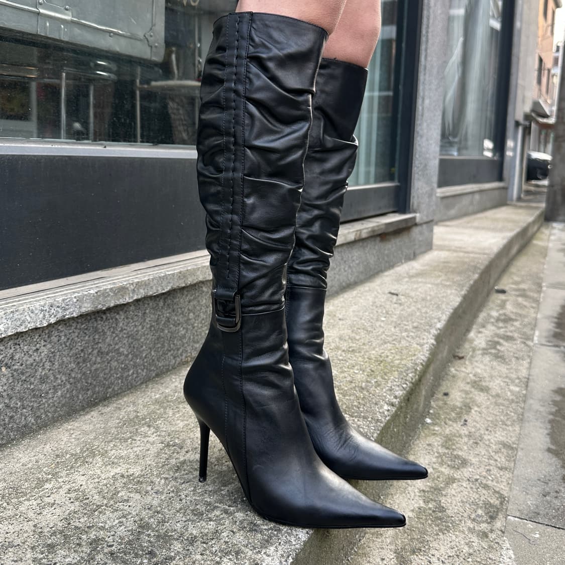00s 빈티지 가죽 버클 롱 스틸렡토 부츠 상품이미지8