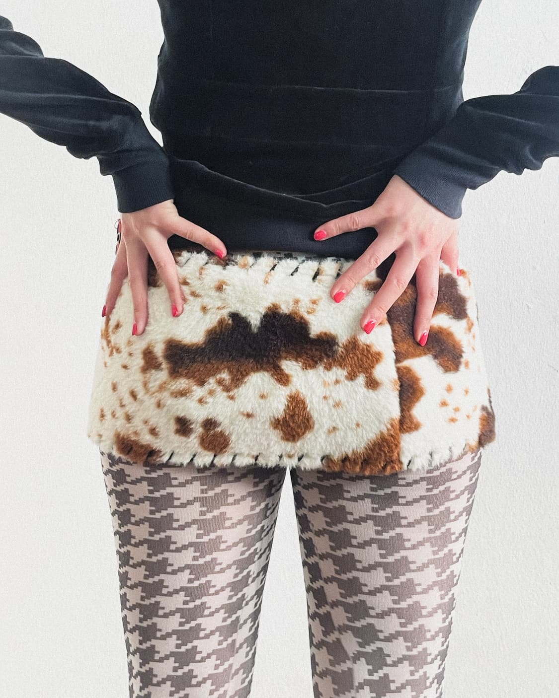 new* 제이디드 런던 faux fur layered 미니스커트 상품이미지3