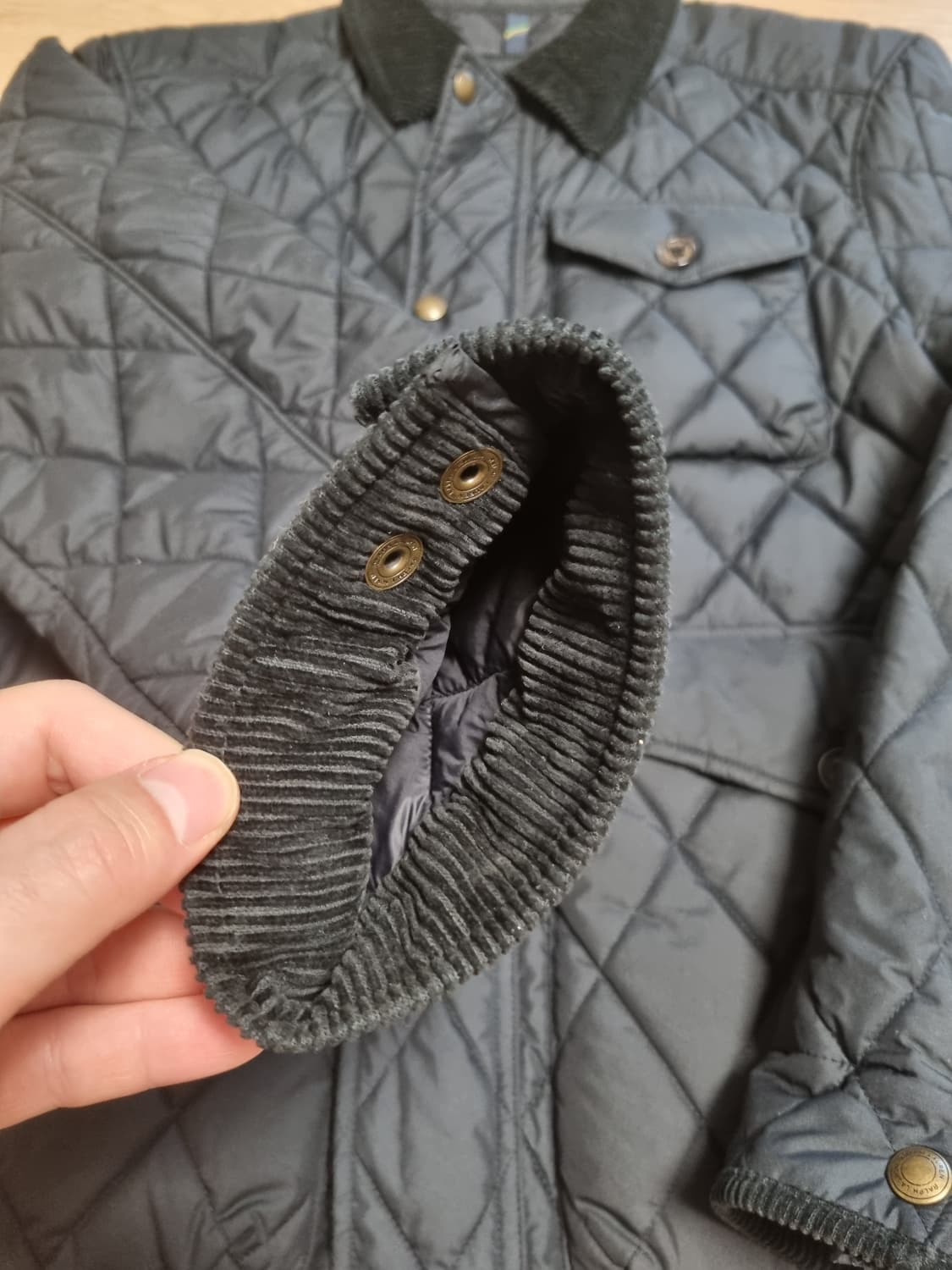 폴로 퀼팅 블랙 M 상품이미지6