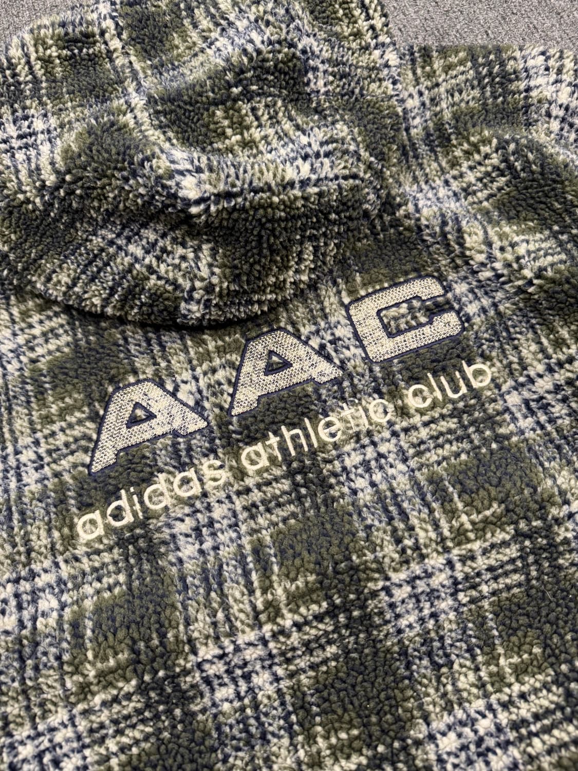 105)90’s 아디다스 빈티지 셰르파 체크 후드 자켓 상품이미지7