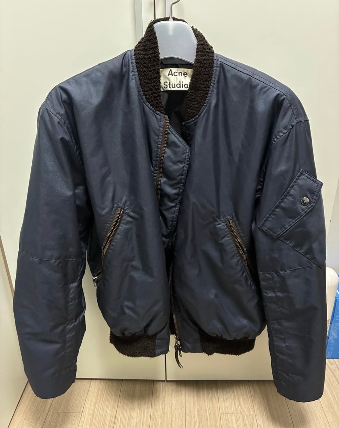 아크네 스튜디오 ma1 상품이미지1