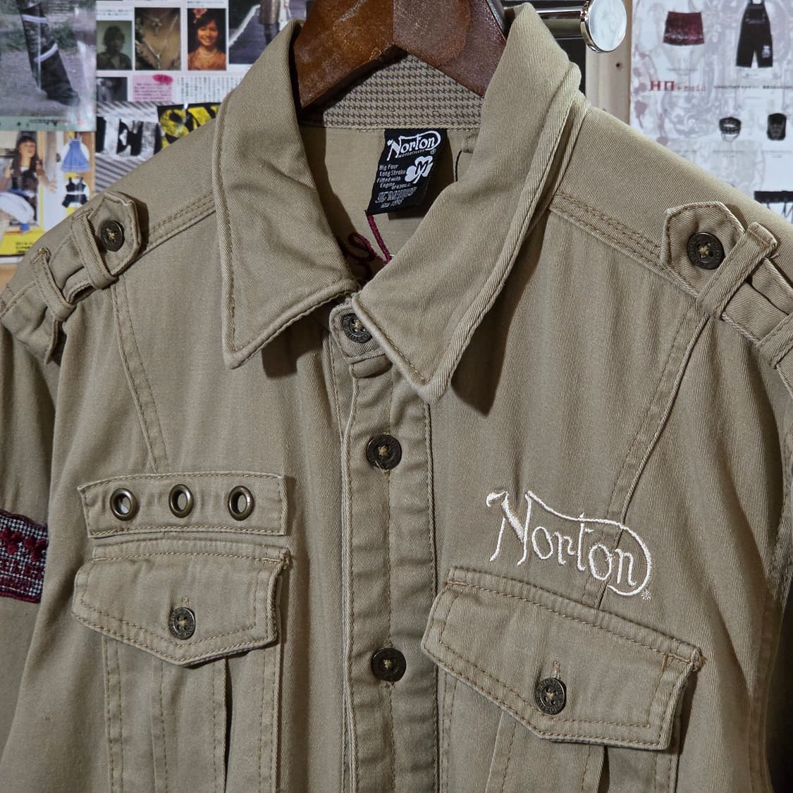 JPN 노턴 밀리터리 자수 베이지 셔츠 상품이미지3