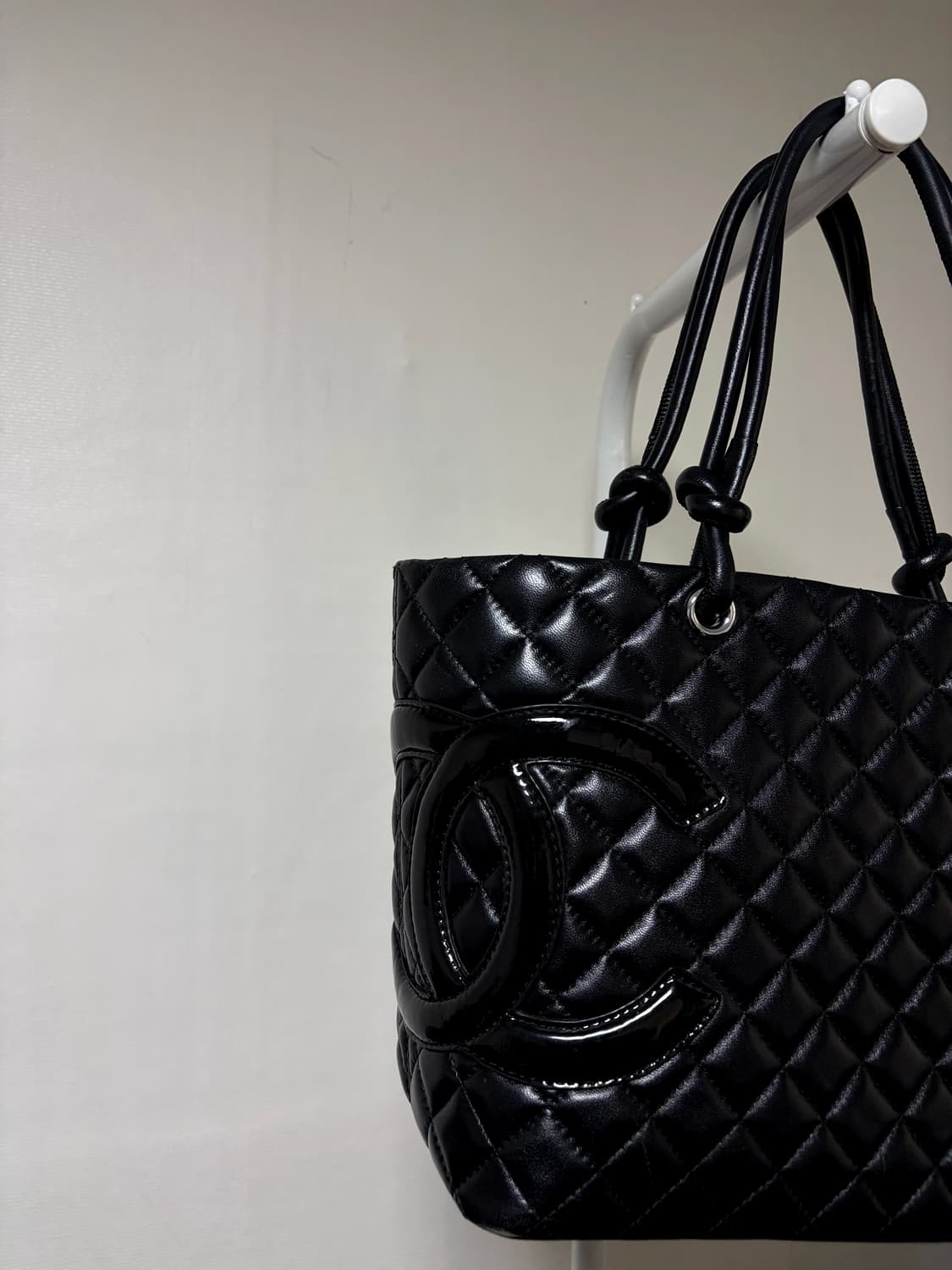 샤넬 빈티지 올드 빅로고 숄더백 상품이미지2