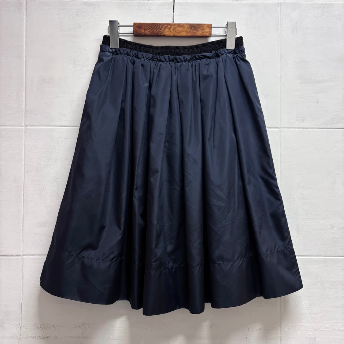 a.v.v standard 네이비 바스락 플레어 미디 스커트 L JPN 상품이미지1