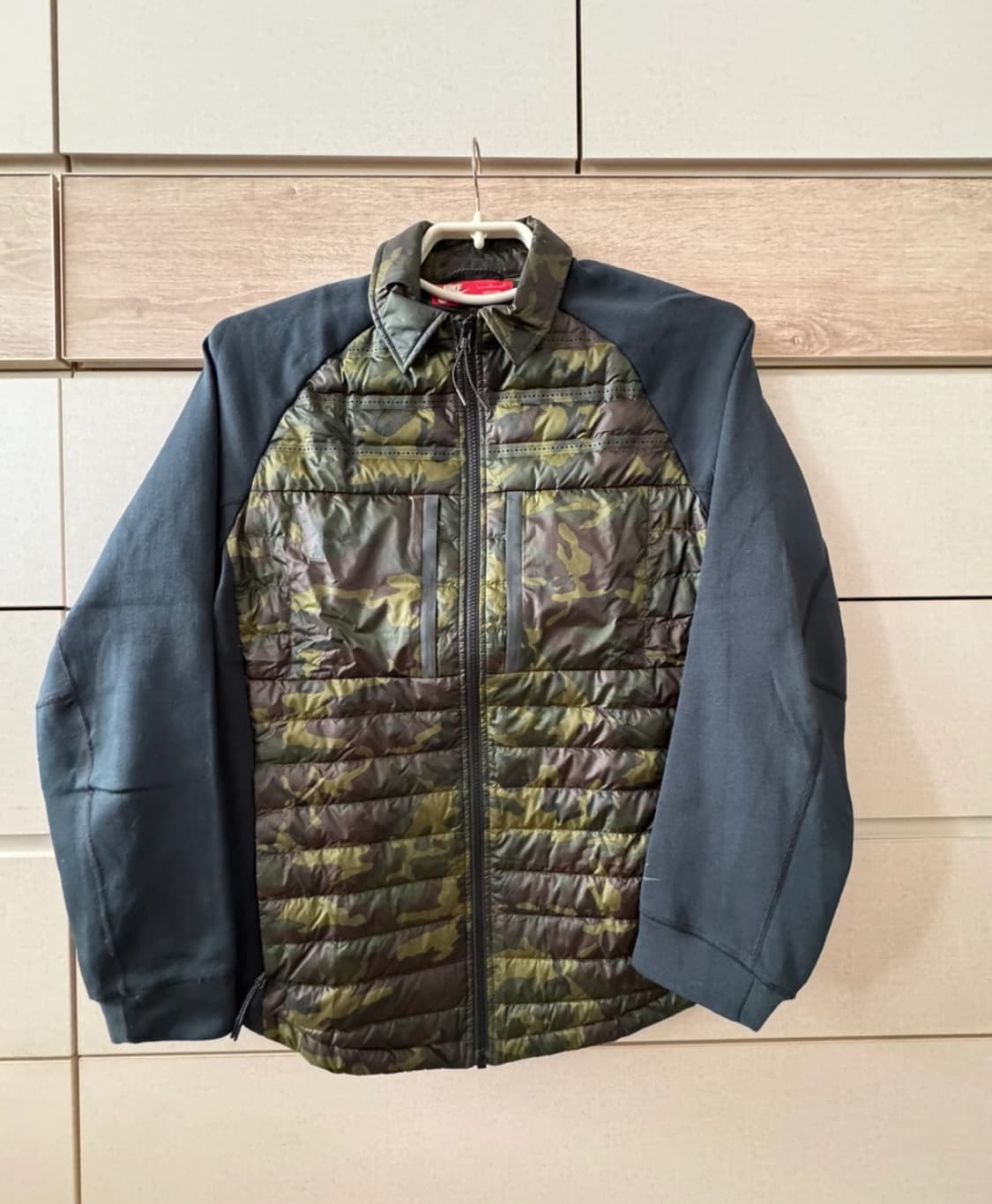 나이키 에어로로프트 카모 밀리터리 L사이즈 (아울렛 세일가 약 20) 상품이미지2